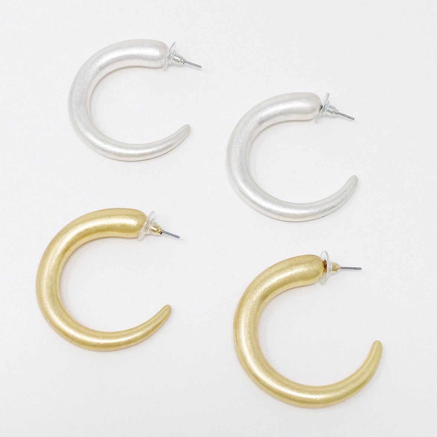 So Smooth Daily Hoop Earrings