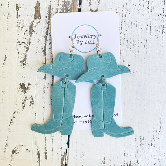 Cowgirl Hat & Boots: Dusty Turquoise